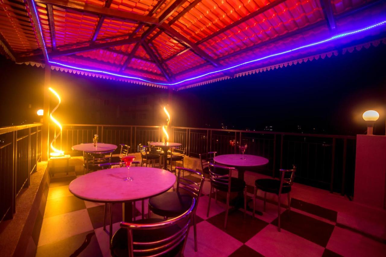 Encore Suites Goa Panaji Exterior photo