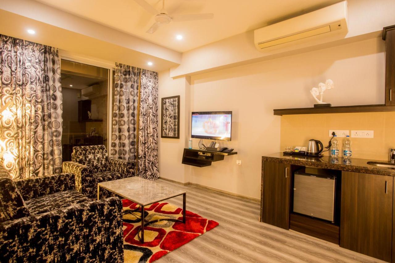 Encore Suites Goa Panaji Exterior photo