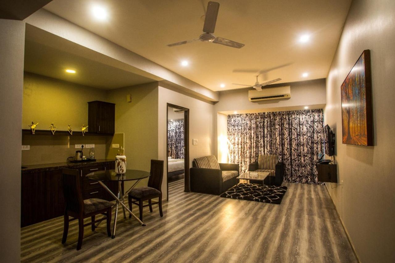 Encore Suites Goa Panaji Exterior photo